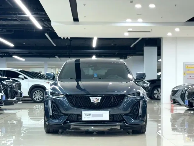 Cadillac CT5 — Фото автомобиля 2