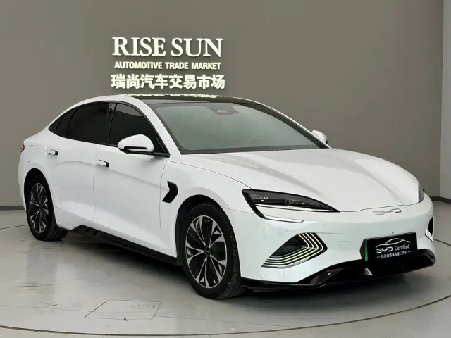 BYD Seal — Фото автомобиля 3