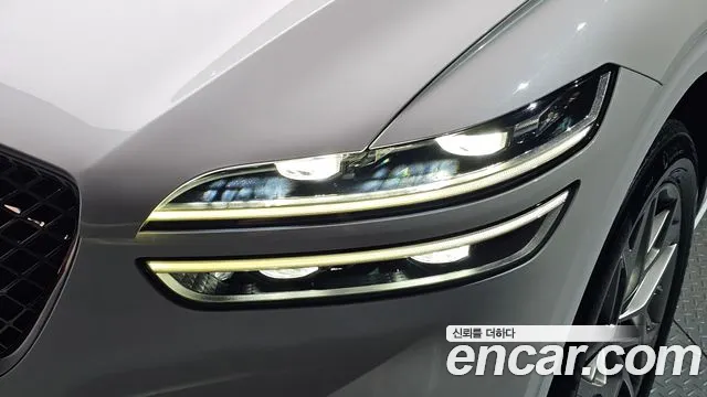 Genesis GV70 — Фото автомобиля 7