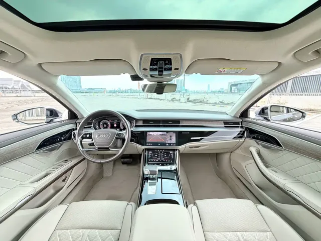 Audi A8 — Фото автомобиля 8