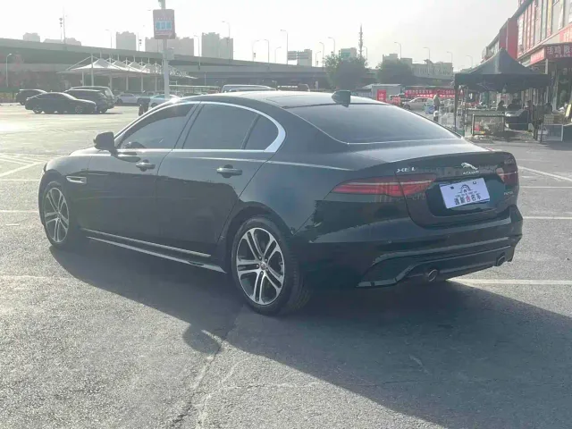 Jaguar XEL — Фото автомобиля 9