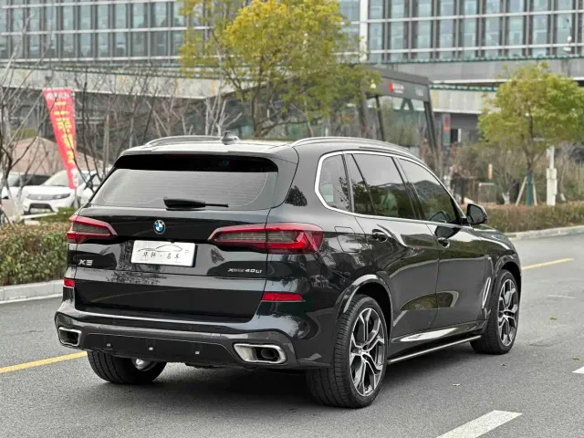BMW X5 — Фото автомобиля 5