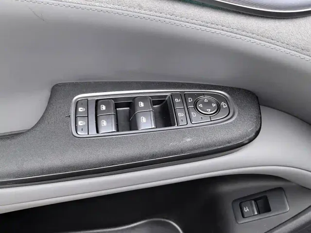 BYD Seal 07 DM-i — Фото автомобиля 9