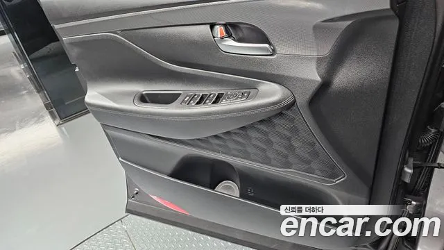 Hyundai Santafe Новый Santa Fe Дизель 2.2 2WD — Фото автомобиля 22