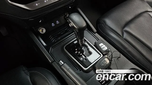 KG_Mobility_Ssangyong Rexton Новый Rexton Sport Khan Дизель 2.2 4WD — Фото автомобиля 7