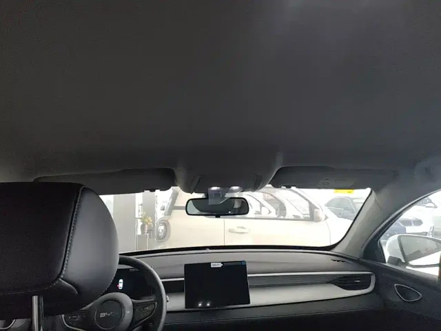 BYD Seal 05 DM-i — Фото автомобиля 17