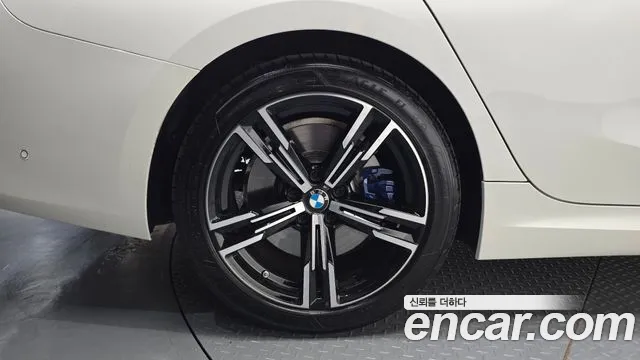 BMW 3-Series 3 серия (G20) 320i M Sport — Фото автомобиля 5