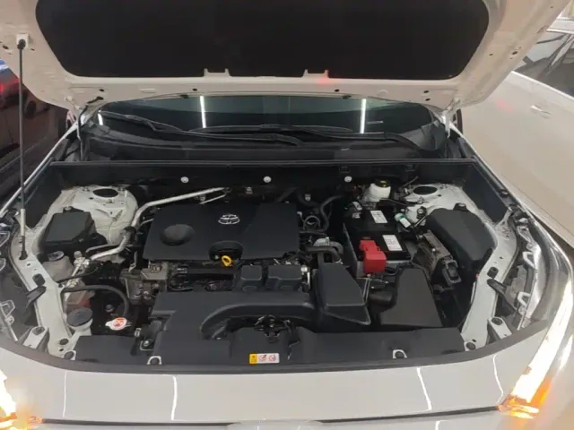 Toyota RAV4 — Фото автомобиля 19