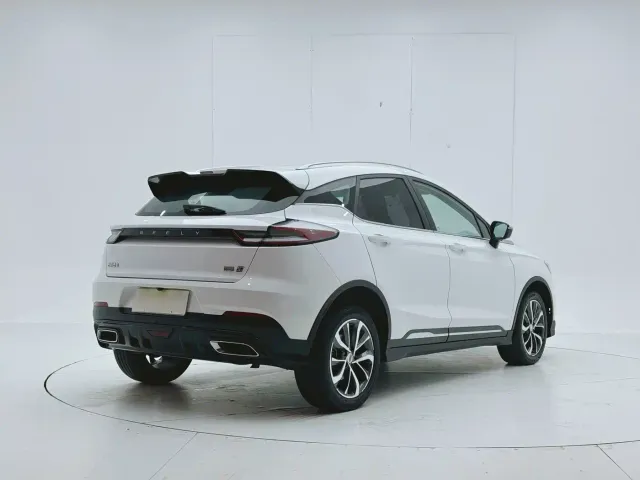 Geely Emgrand S — Фото автомобиля 4