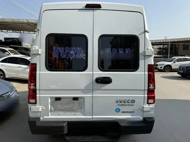Iveco Daily — Фото автомобиля 23