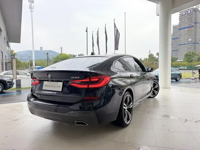 BMW 6 Series Gran Turismo — Фото автомобиля 6