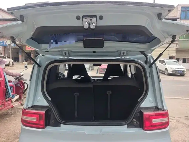 Wuling Hongguang Mini EV — Фото автомобиля 18