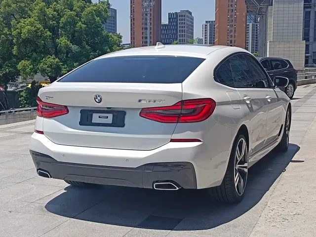 BMW 6 Series Gran Turismo — Фото автомобиля 8