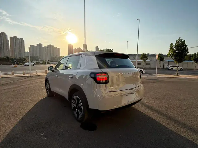 Leapmotor A10 — Фото автомобиля 3