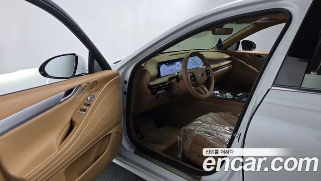 Genesis G80 Бензин 2.5 турбо AWD — Фото автомобиля 10