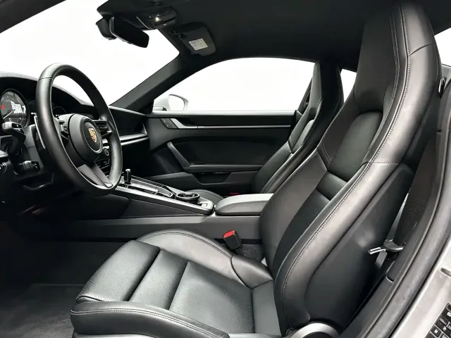 Porsche 911 — Фото автомобиля 11
