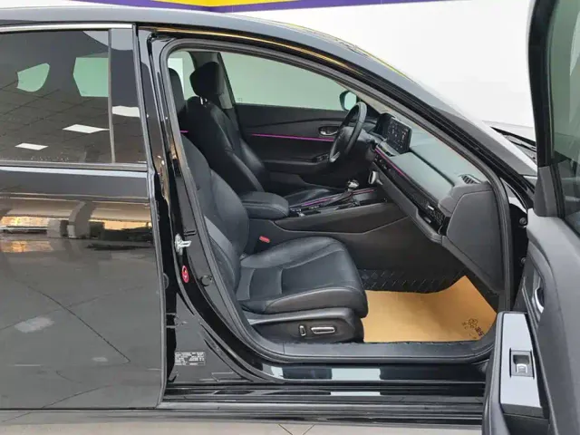 Honda Accord — Фото автомобиля 8