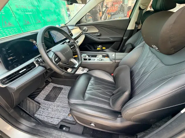Chery Arrizo 8 — Фото автомобиля 4