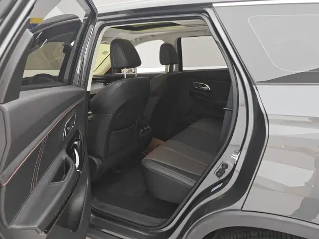 Changan X7 Plus — Фото автомобиля 11