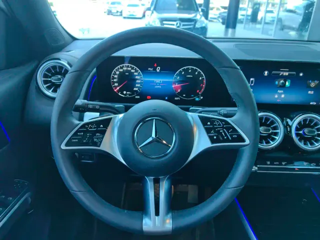 Mercedes-Benz GLB-Class — Фото автомобиля 9