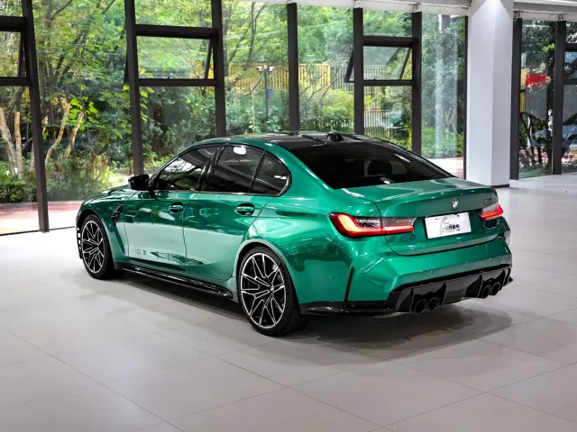 BMW M3 — Фото автомобиля 6