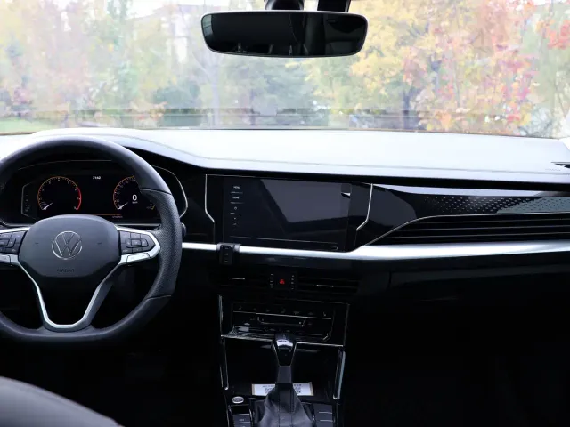 Volkswagen Passat — Фото автомобиля 3