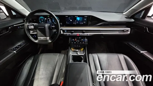 Hyundai Grandeur GN7 — Фото автомобиля 10