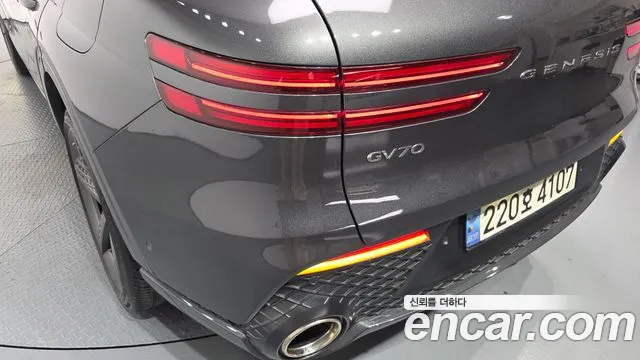 Genesis GV70 3.5T Бензин AWD — Фото автомобиля 20