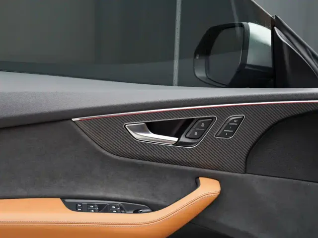 Audi RS Q8 — Фото автомобиля 22