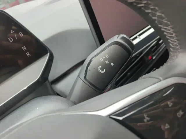 Volkswagen ID.3 — Фото автомобиля 13