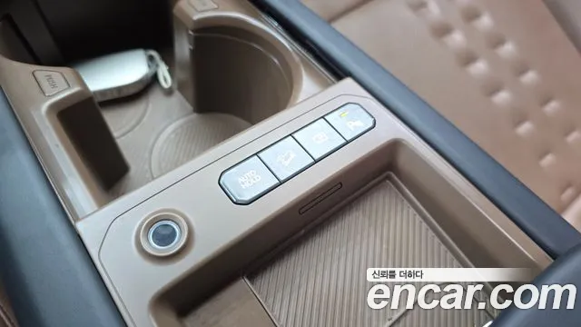Kia EV9 — Фото автомобиля 16