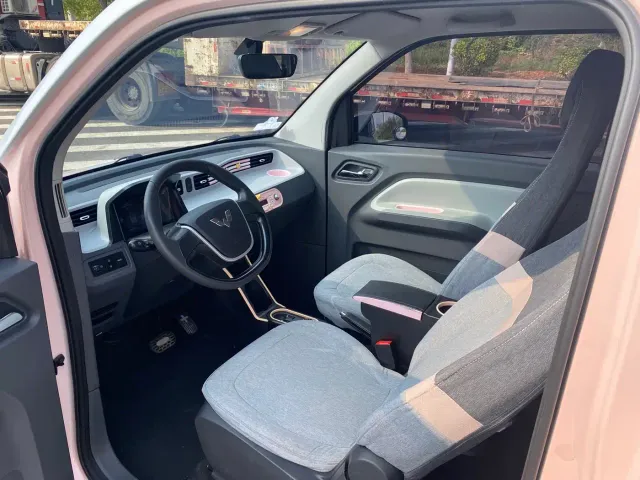 Wuling Hongguang Mini EV — Фото автомобиля 9