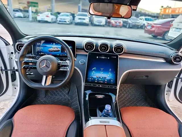 Mercedes-Benz C-Class — Фото автомобиля 6