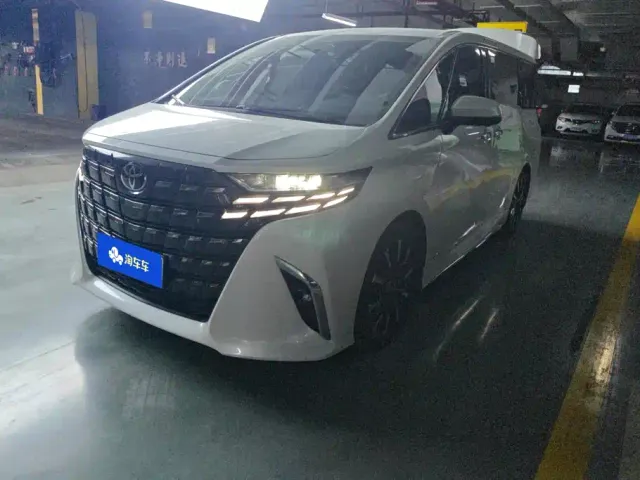 Фотография автомобиля — Toyota Alphard