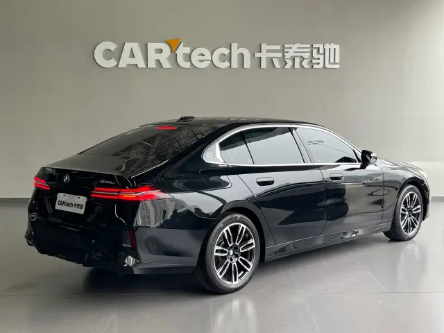 BMW 5 Series — Фото автомобиля 4