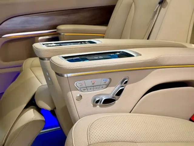 Mercedes-Benz V-Class — Фото автомобиля 13
