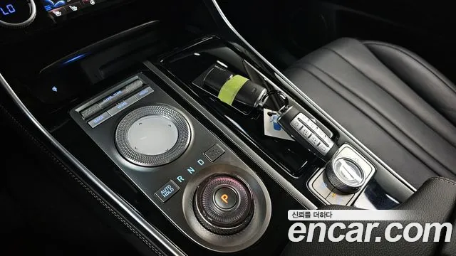 Genesis GV80 2.5T Бензин AWD — Фото автомобиля 9