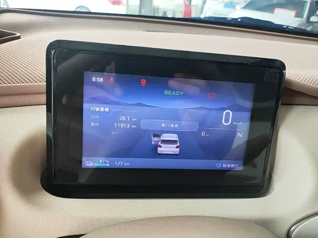 Wuling Hongguang Mini EV — Фото автомобиля 11