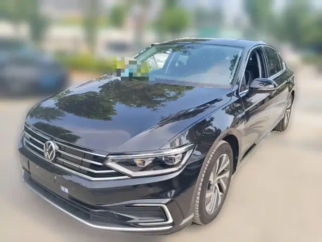 Фотография автомобиля — Volkswagen Magotan