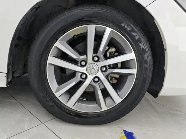 Honda Civic — Фото автомобиля 6