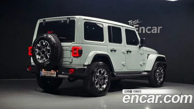 Фотография автомобиля — Jeep Wrangler JL