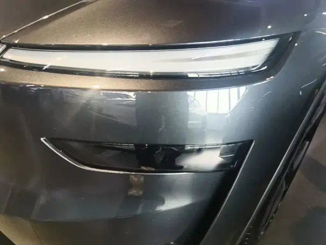 Tesla Model Y — Фото автомобиля 23