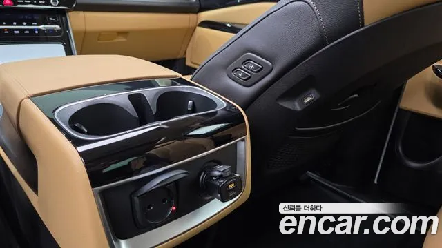 Kia Canival Carnival 4 поколение Бензин 9 мест Signature — Фото автомобиля 19