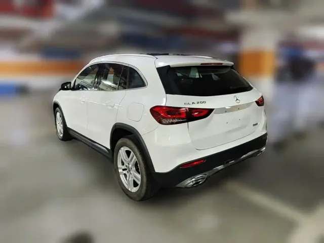 Mercedes-Benz GLA-Class — Фото автомобиля 6