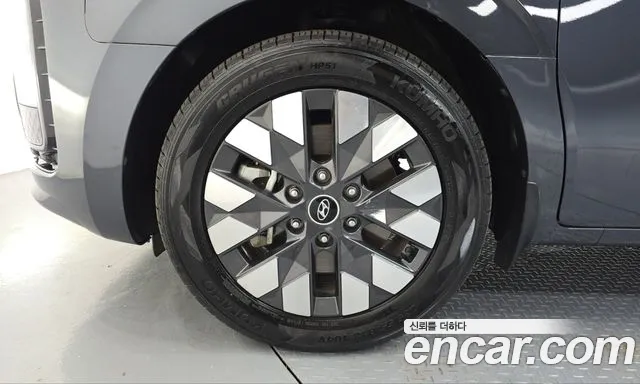 Hyundai Staria — Фото автомобиля 5
