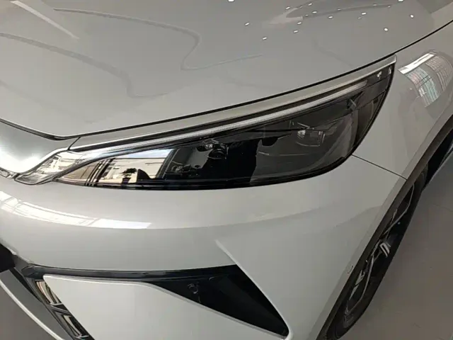 BYD Yuan PLUS — Фото автомобиля 23