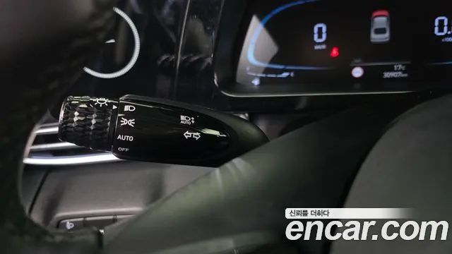 Hyundai Avante — Фото автомобиля 28
