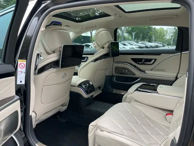 Mercedes-Benz Maybach S-Class — Фото автомобиля 11