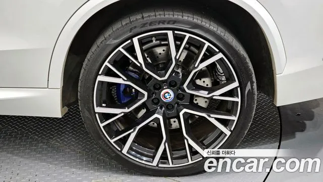 BMW X5M 4.4 Competition — Фото автомобиля 5