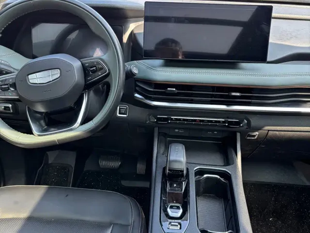 Geely Haoyue L — Фото автомобиля 6